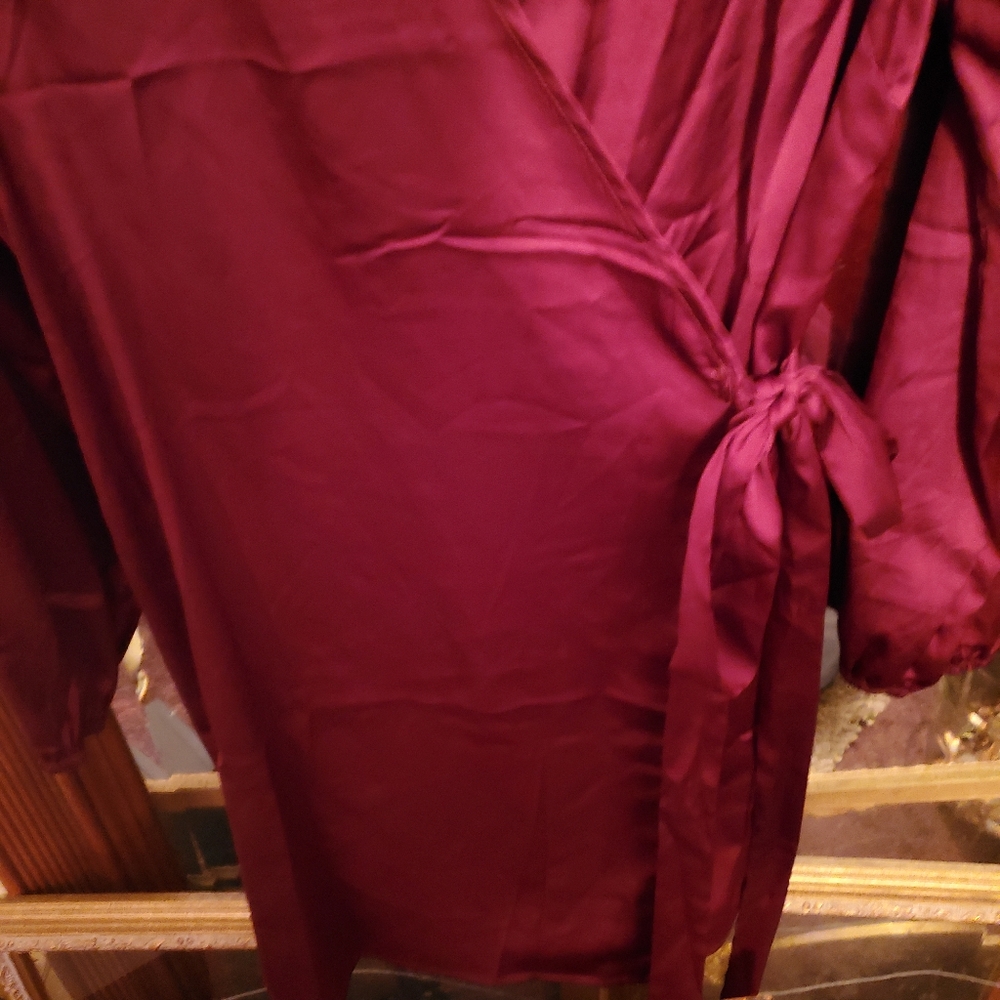 Dress - Picture 2 of 3